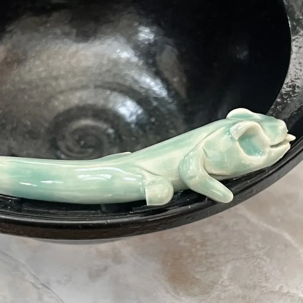 Handmade Black Ceramic Serving Bowl With Reactive Glaze & Green Lizard On Rim